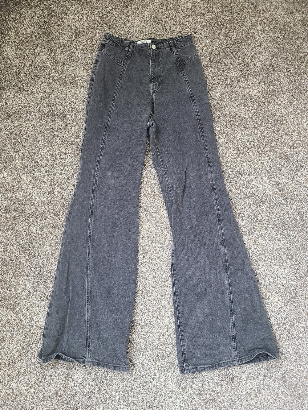 We The Free High Rise Flared Jeans in Washed Black Size 30